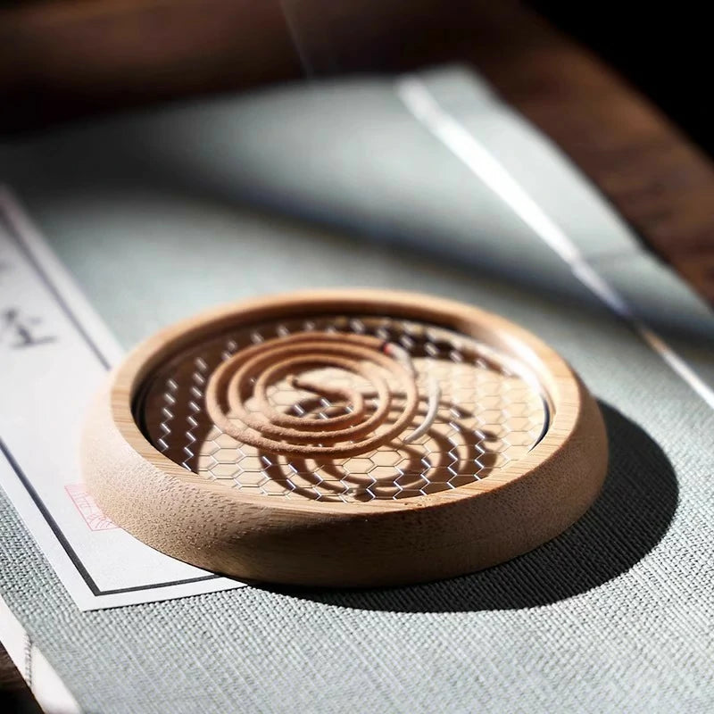 Natural Phoebe Bamboo Incense Holder | Coil Incense Burner with Cloud Design | Minimalist Zen Altar Tool | Zenith Censer