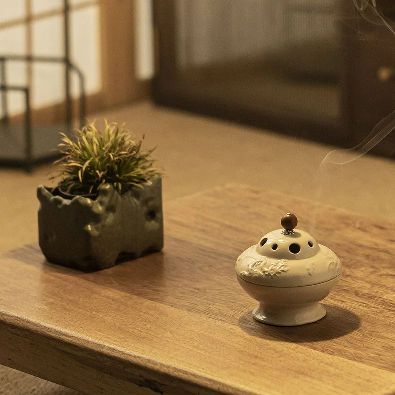 ‘Four Gentlemen’ Ash Glaze Ceramic Incense Burner | Coil Incense Altar for Meditation | Scholar’s Studio Decor | Zenith Censer