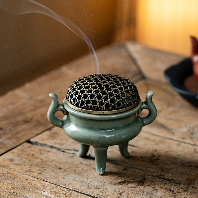 Handmade Celadon Tripod Incense Burner #294 ‘Celadon Sanctuary’ | with Lid for Incense Seal | Song Dynasty Aesthetics | Zenith Censer